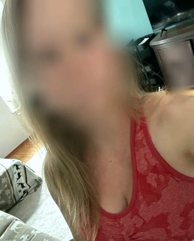 Corinna, 30